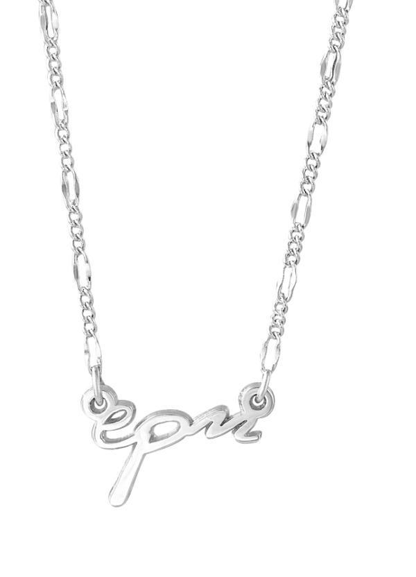 Dije con cadena